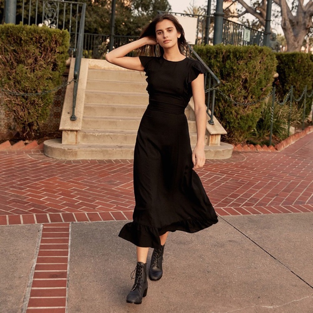 ISO Christy Dawn Quinn dress in black 👀🖤